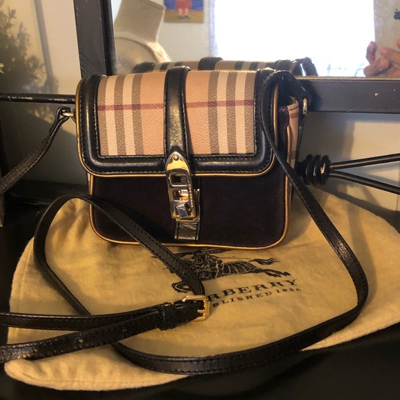 Burberry Mini haymaker crossbody - Picture 2 of 7